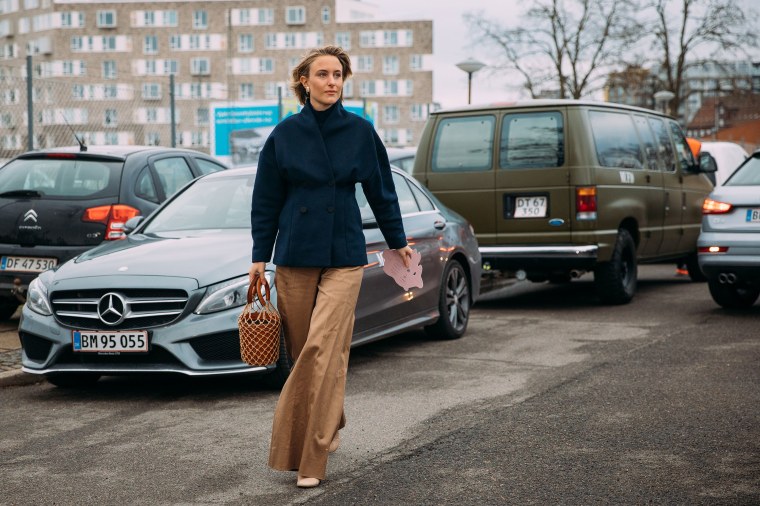 771A5EA0-91A5-4D56-B37D-9B4436303BD8