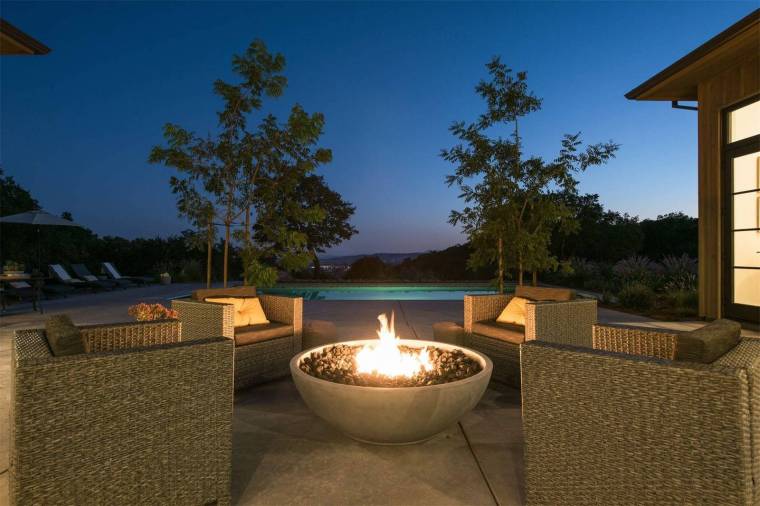 30556A64-0EB6-4B6B-9953-1257A92830DE