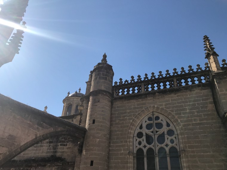 15795BA4-8967-49D7-A6F8-40BD11A4EFD7