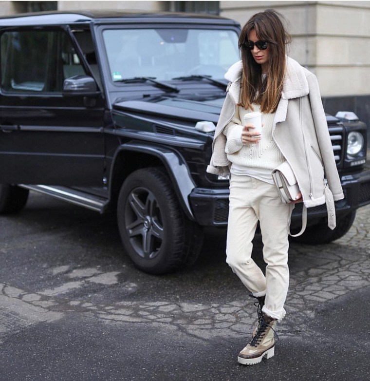 AD804FEC-6819-4A07-AB30-820F58070F22