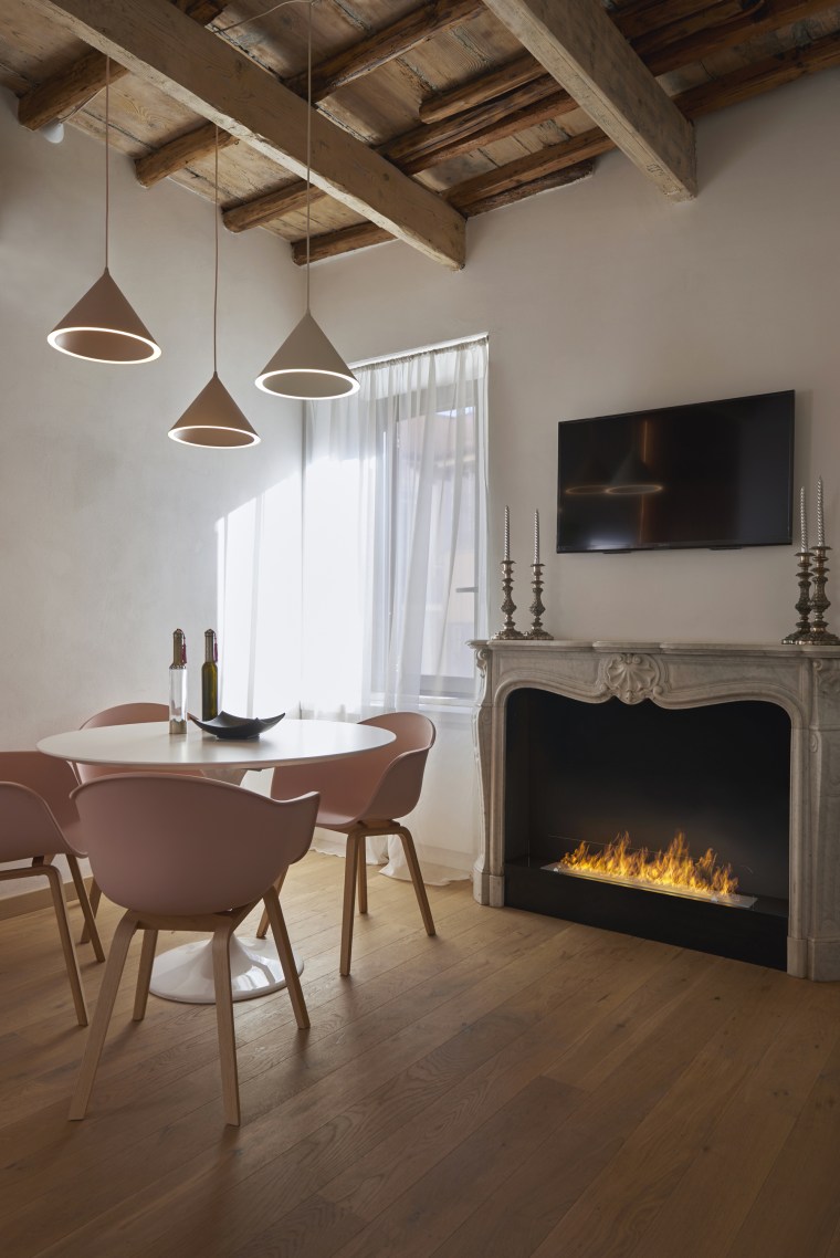 EB73F562-82CF-44B8-89C0-7F8AD4EC5396