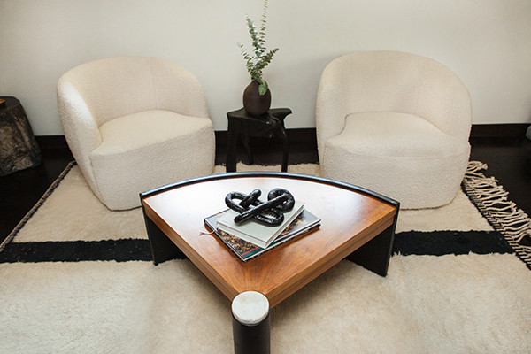 ADB26090-B7AA-47B6-8B26-9DA642660BEE