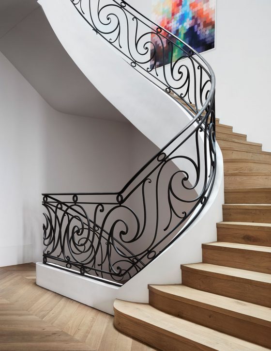 2305A7E3-B88A-4D03-8878-670250843465