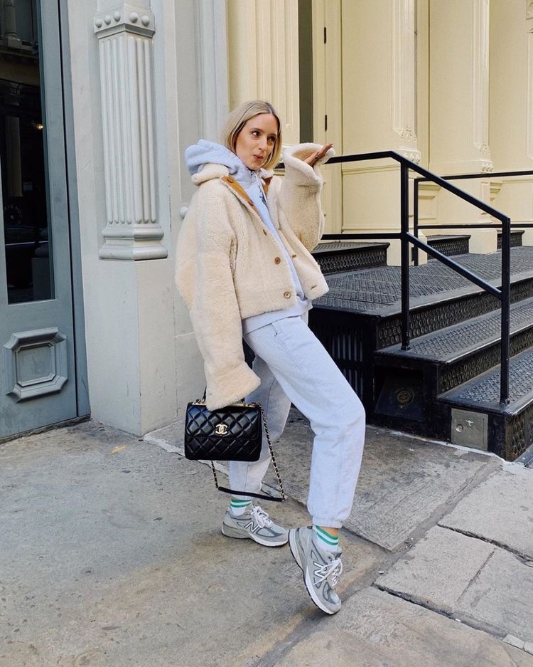 8650AC39-7B7C-42CA-BAB6-5BDC46AF4F1F